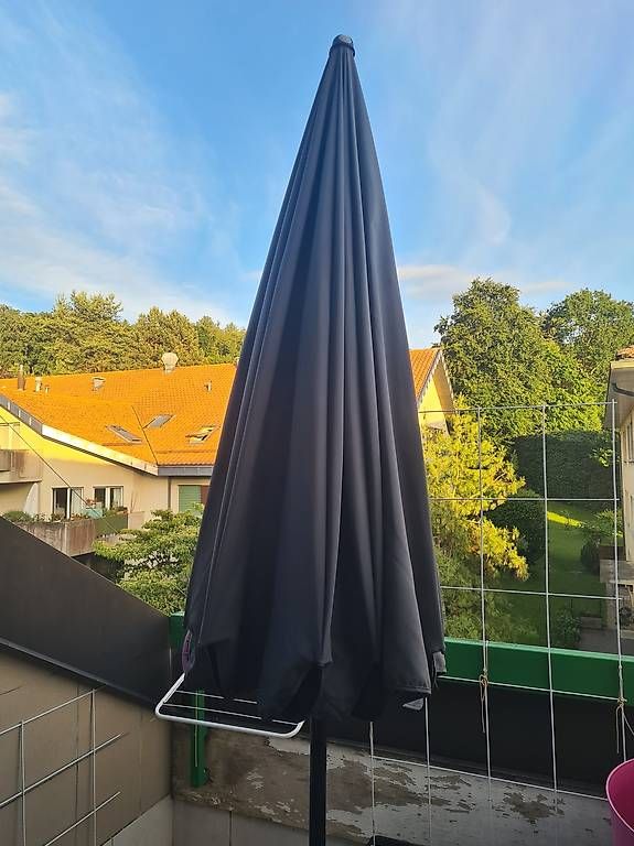 Ombrelloni: Parasol Doppler 2.5m anthracite – Usato da Epalinges venduto da mux_vc5l