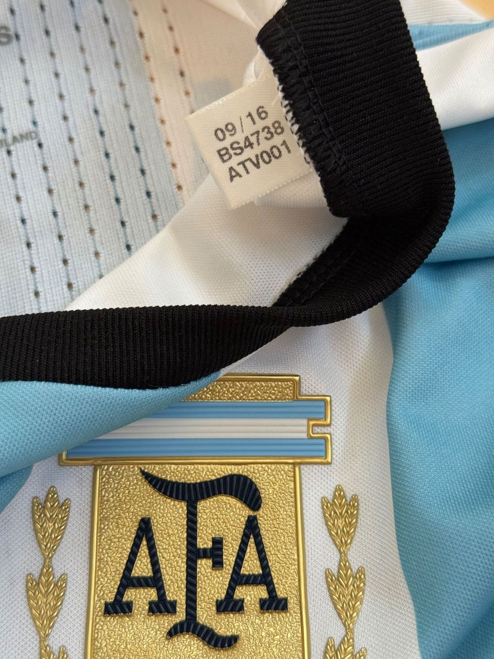 Adidas Canottiere & Pantaloni: Maillot Argentine Messi player issue – Usato da La Chaux-de-Fonds venduto da nahuelshim 8