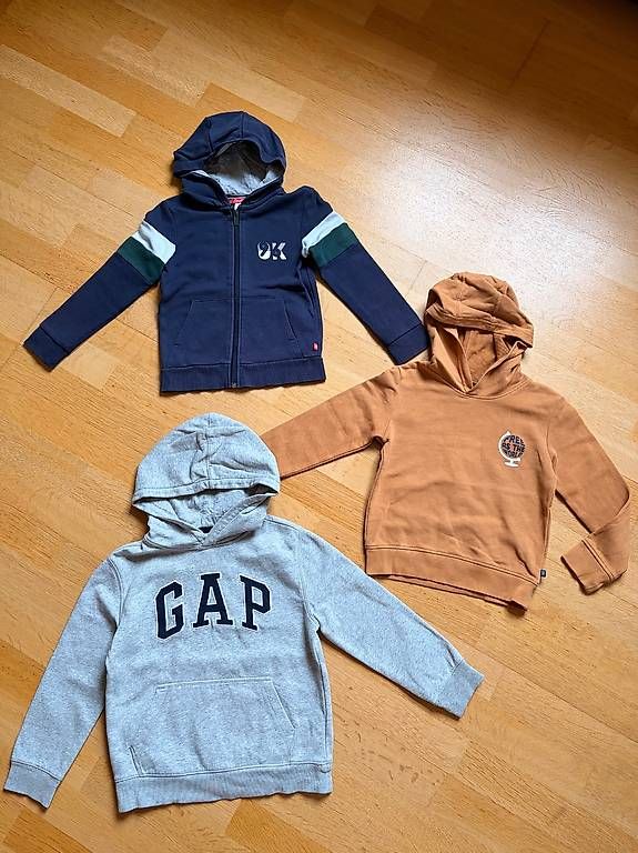 Lotti & Set di vestiti: Kleider-Set Jungen Gr. 116 – Usato da Aarau venduto da lyski 1