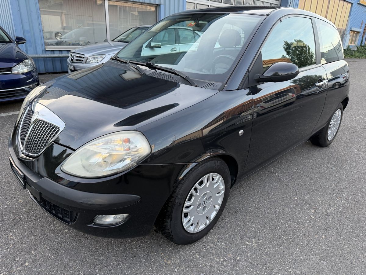 Lancia Automobili: LANCIA Ypsilon 1.4 – Usato da Birsfelden venduto da jli_t8rq 4
