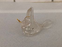 Herziger, kleiner Anhänger, Vogel aus Glas