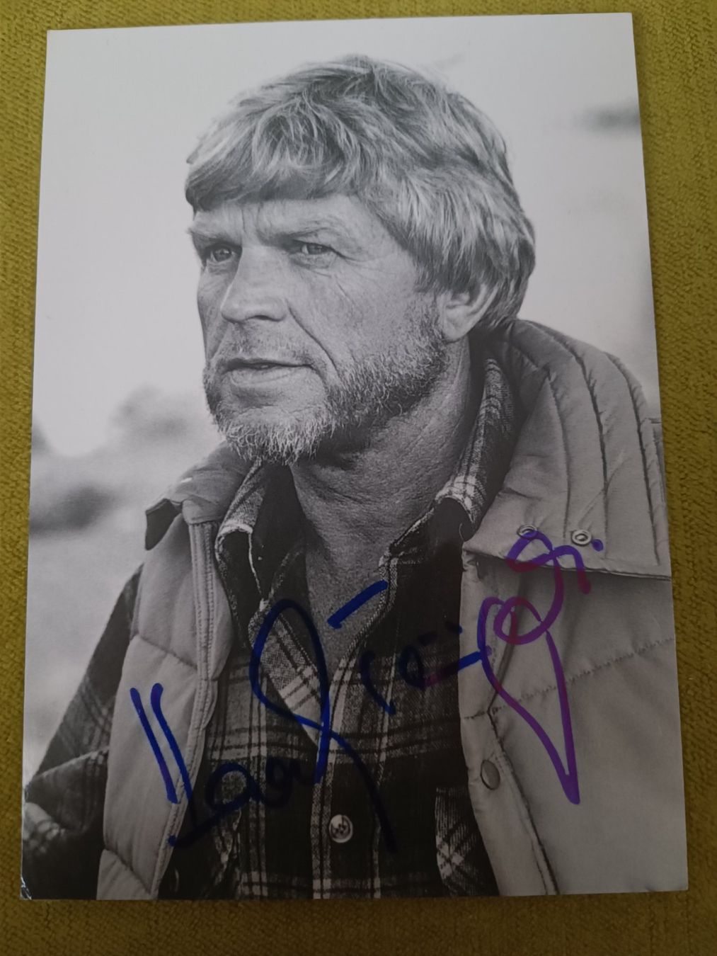 Autogramme: Hardy Krüger - handsigniert – Gebraucht aus Menziken von Artographs