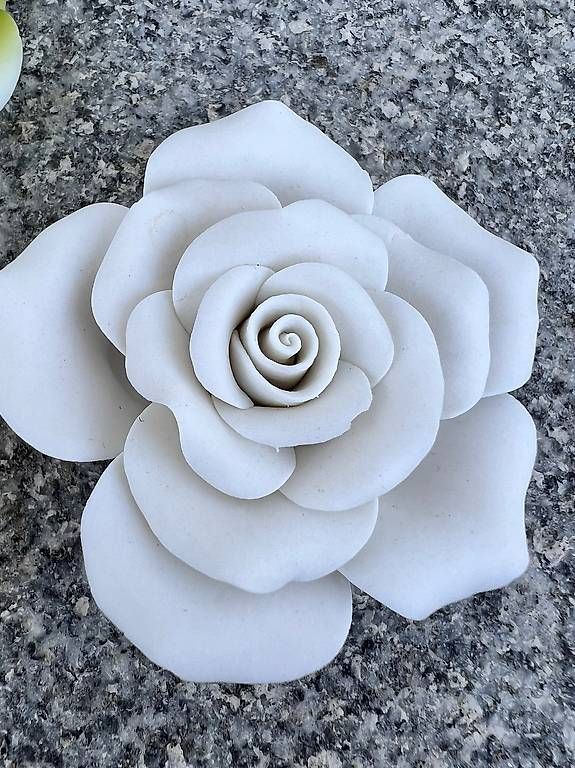 Alle Dekorationen: 3 schöne Deko - Rosen  – Gebraucht aus Sarnen von Sejosa15
