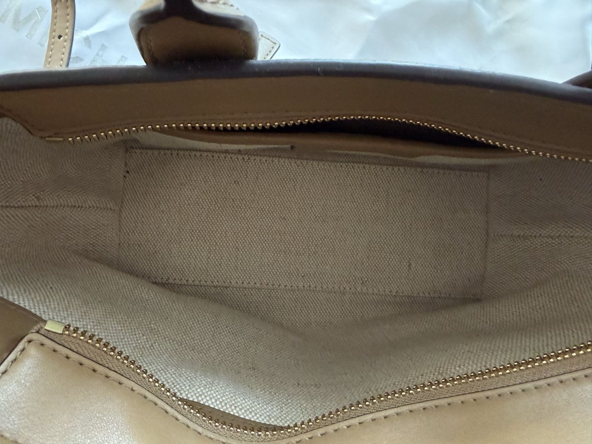 Michael Kors Sacs femmes: Michael Kors Tasche – Neuf avec emballage d'origine à Kirchdorf BE par jsa_g 3