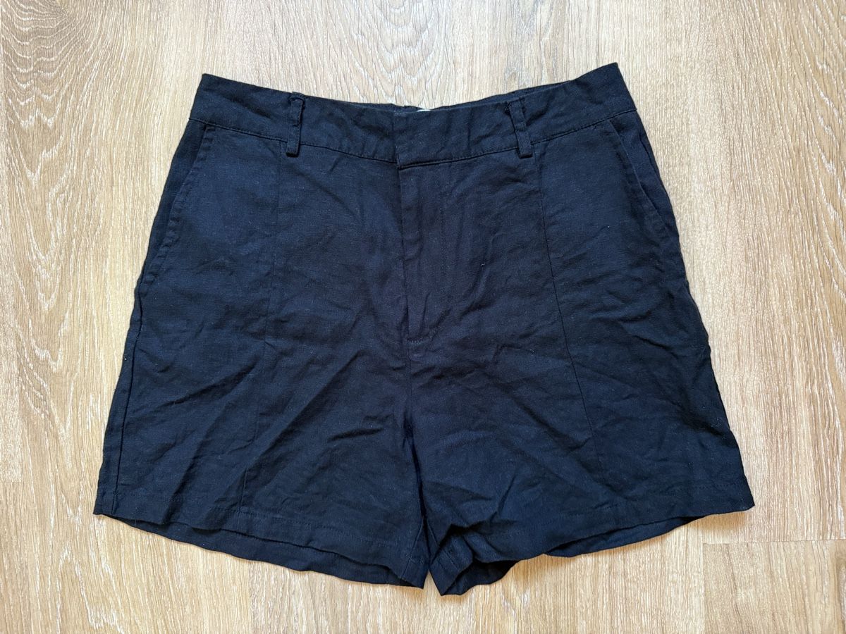 Pull&Bear Pantaloni: Short d’été noir lin Pull & Bear, t.36/S – Usato da Tavannes venduto da Thriftshop