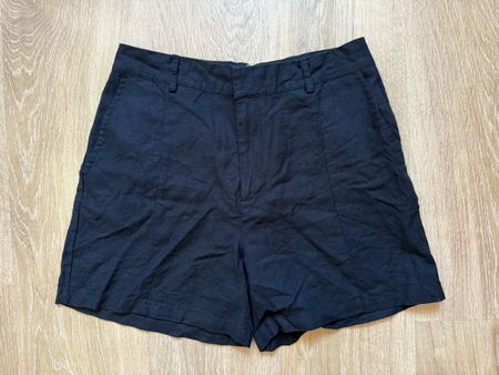 Short d’été noir lin Pull & Bear, t.36/S