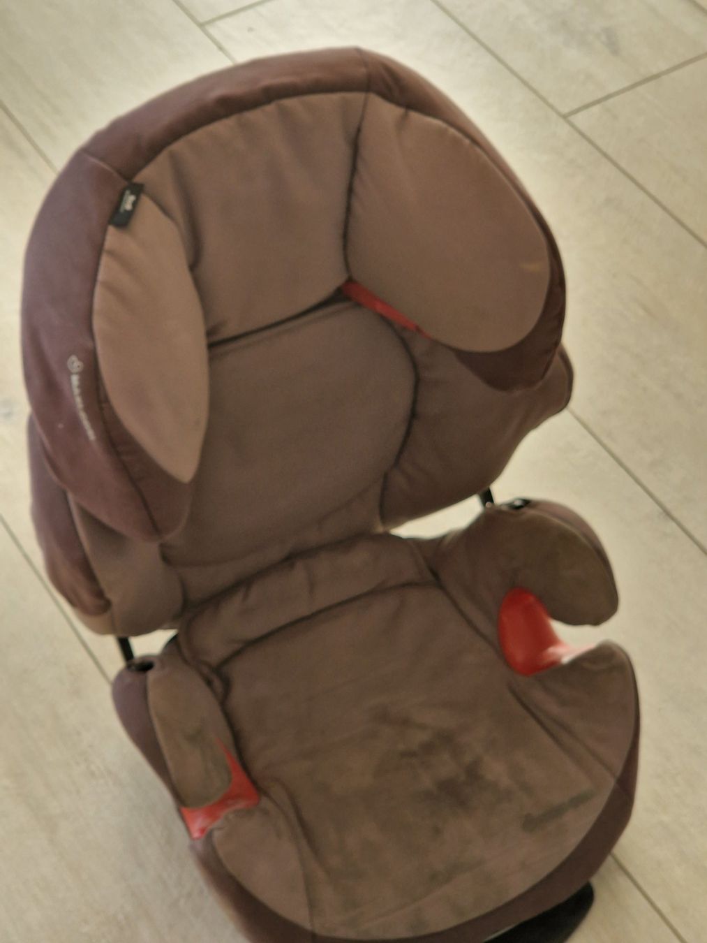 Maxi-Cosi Seggiolini per auto: Siège auto Maxi-Cosi – Usato da Corcelles NE venduto da dan_y7zm 5