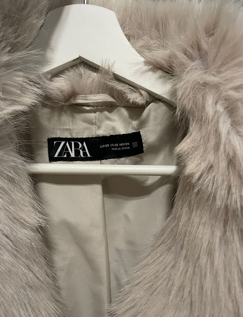 Zara Cappotti: Pelzmantel Zara – Nuovo (secondo la descrizione) da Triengen venduto da arb_lsx7 1