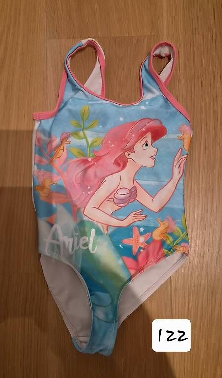 Costumi da bagno & Bikini: Badekleid Arielle Gr. 122 – Usato da Niederglatt ZH venduto da Carbon88