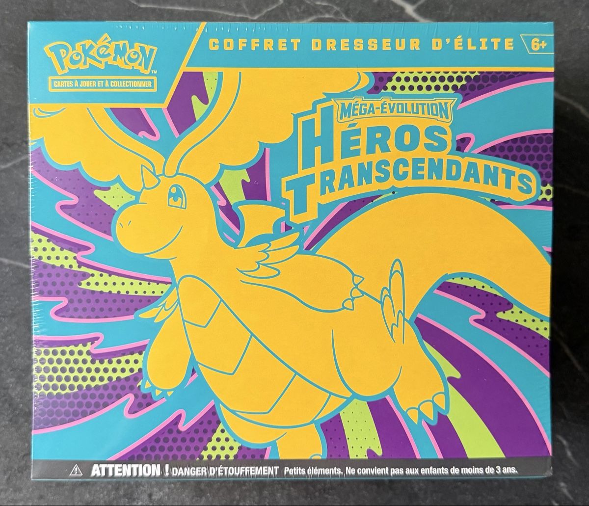 Pokémon Cartes à collectionner: ETB FR Héros Transcendants parfaitement scellé – Neuf avec emballage d'origine à Genève par den_2mrh