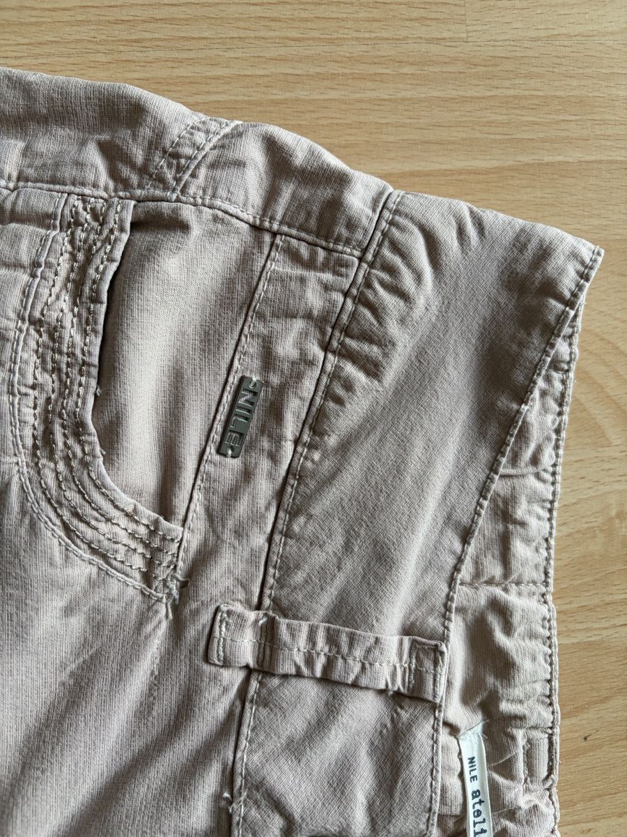 Pantaloni: Pantalon léger Nile – Usato da Neuchâtel venduto da ASdecoeur75 2