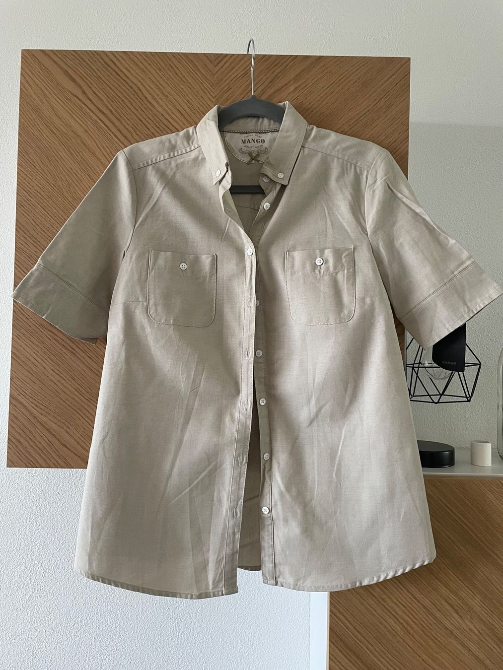 Mango Camicette: Hemdbluse MANGO kurzarm beige Grösse M Baumwolle neu – Nuovo e nell'imballaggio originale da Felben-Wellhausen venduto da begean