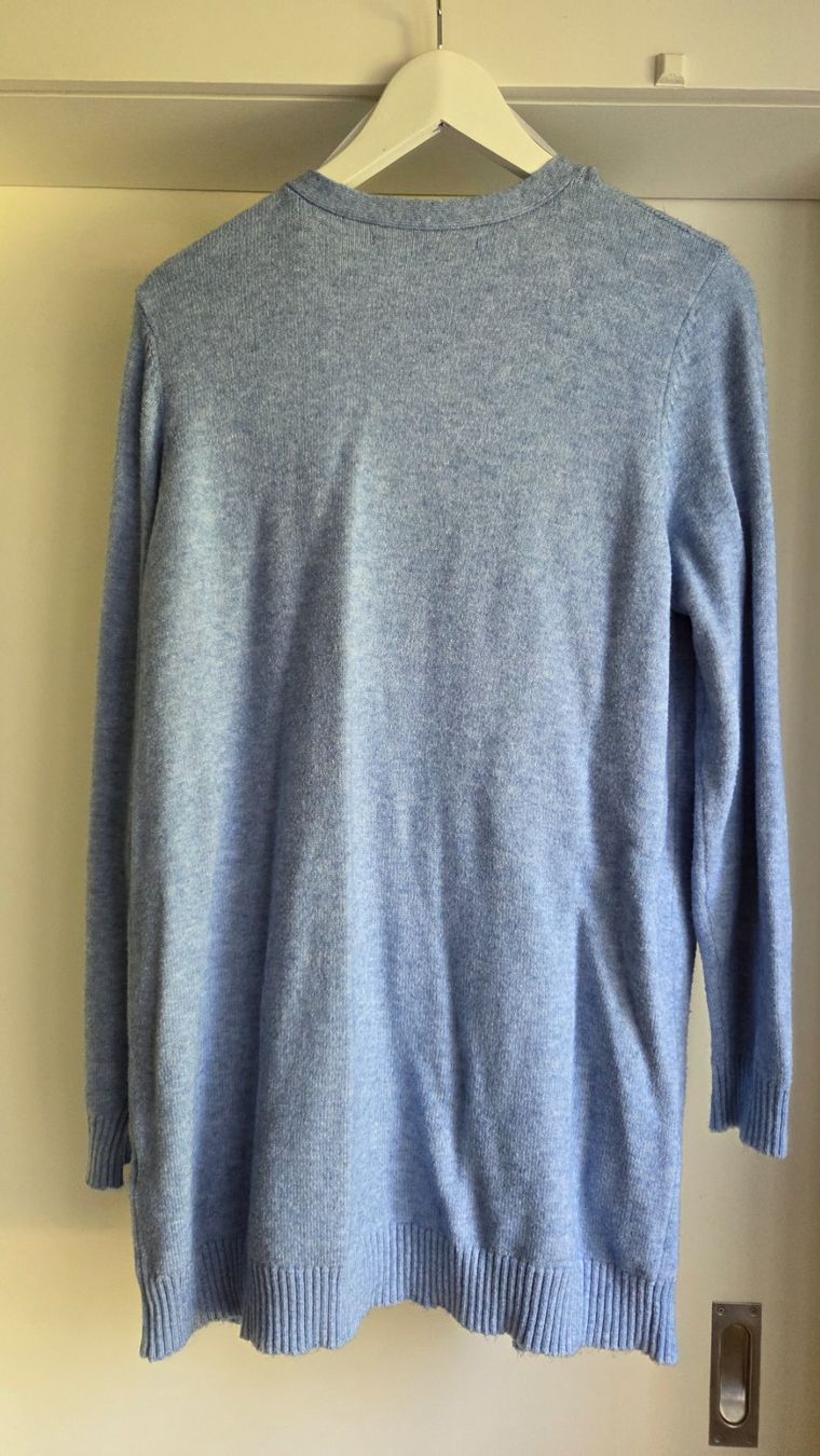 Only Jacken: Gemütliche Strickjacke Hellblau, L – Gebraucht aus Fislisbach von Maieriisli25 1
