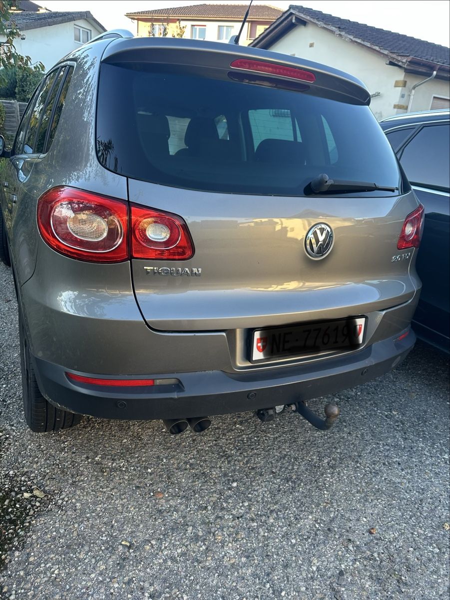 VW Automobili: VW Tiguan 2lt TDI – Usato da Cortaillod venduto da stb_lz6s 3
