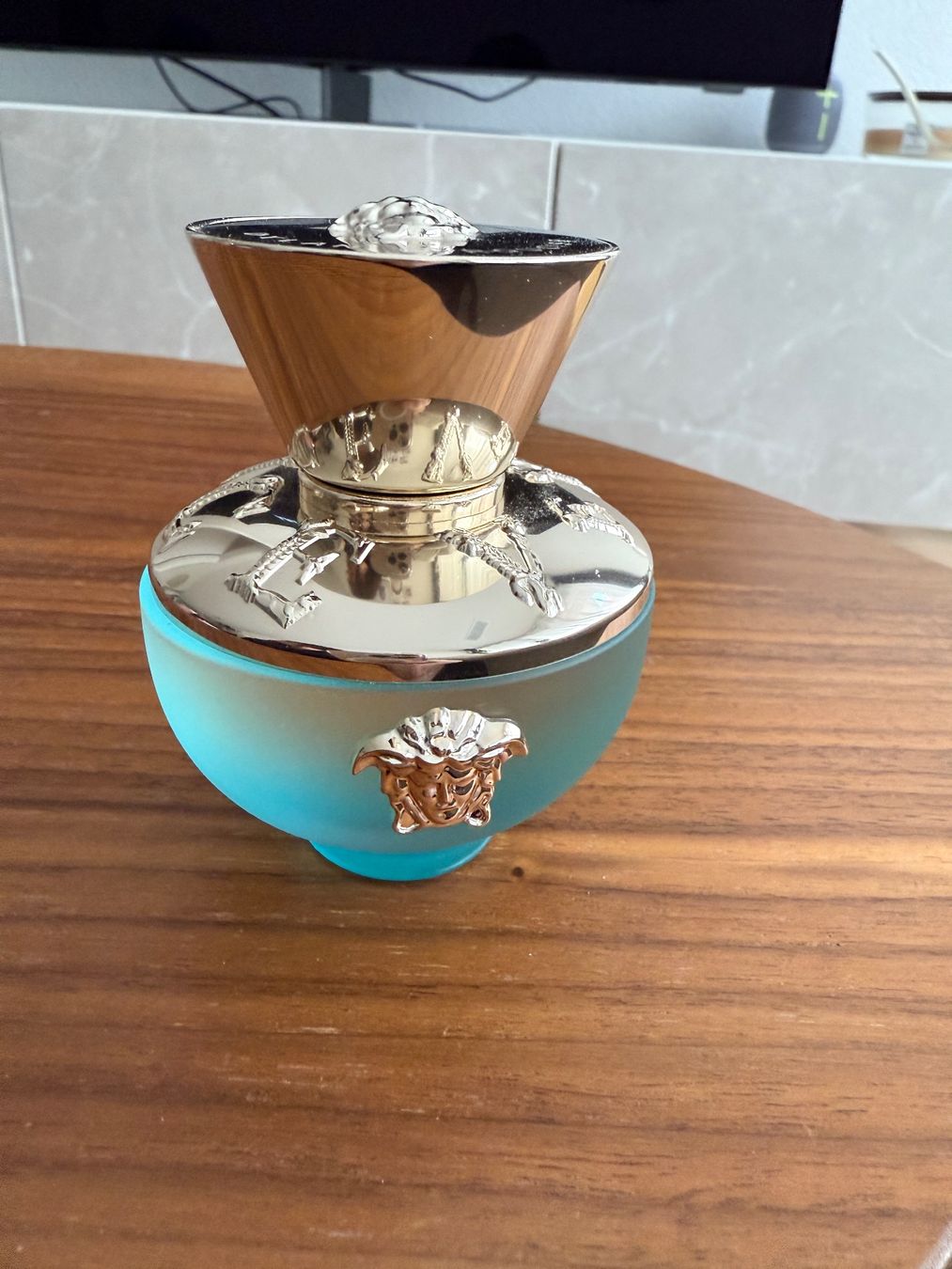 Versace Parfum & Eau de Toilette: Versace - Dylan Turquoise, 50ml – Gebraucht aus Regensdorf von Aylin13