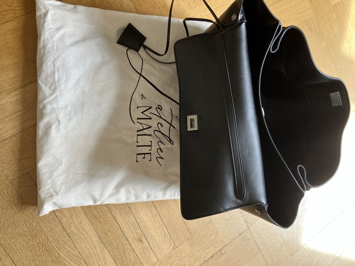 Sacs femmes: Ledertasche schwarz  – D'occasion à Basel par carmeni71 3