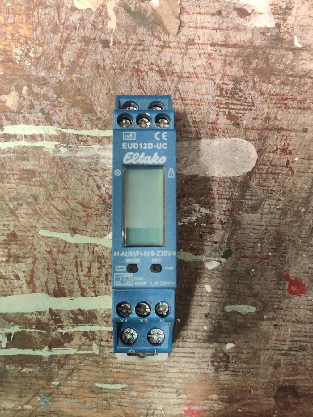 Eltako Interruttori: Eltako EUD12D-UC Digital einstellbarer Multifunktionsdimmer – Nuovo (secondo la descrizione) da Basel venduto da UmbreonPokemon
