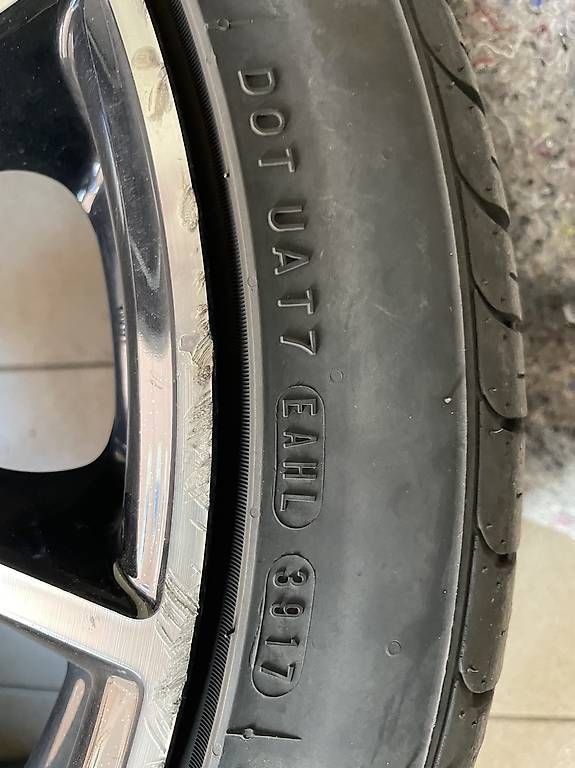 Cerchioni: BMW E46 Alufelgen mit Reifen 18 Zoll – Usato da Domat Ems venduto da Releib70 1