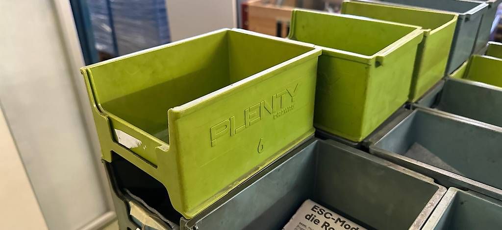 Tutti gli attrezzi: 357 Stk Sichtlagerboxen Sortierboxen Schraubenboxen – Usato da Necker venduto da liq24 2