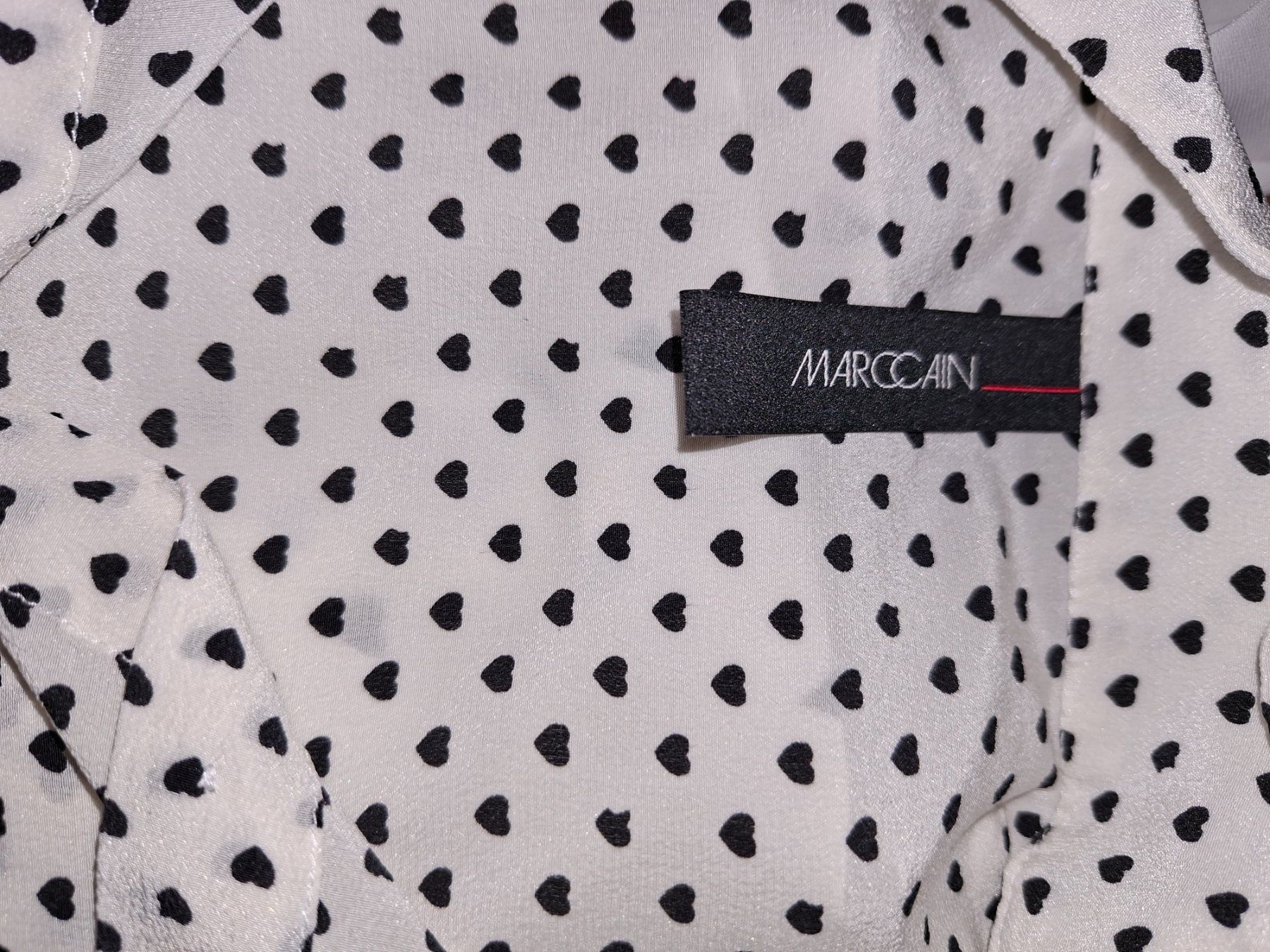 Marc Cain Blusen: MarcCain Bluse weis mit Herzne – Gebraucht aus Unterentfelden von hofa01 3