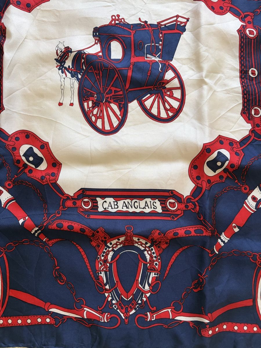 Foulard & Sciarpe: Seiden-Tuch Cab Anglais Navy Rot – Usato da Gossau venduto da Magic999 1