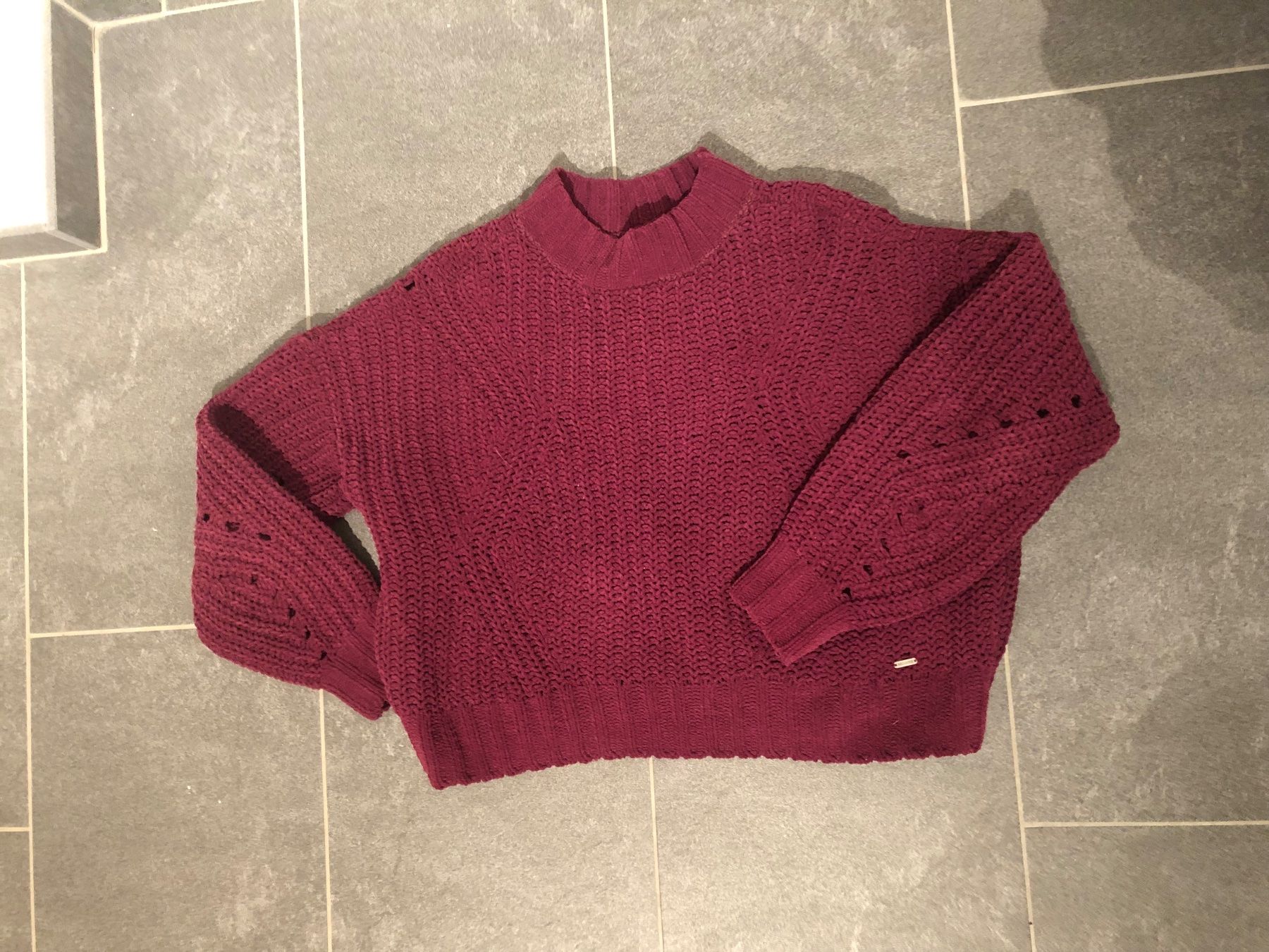 Hollister Maglioni & Felpe: STRICKPULLOVER HOLLISTER 36 weinrot – Usato da Wattwil venduto da jopara