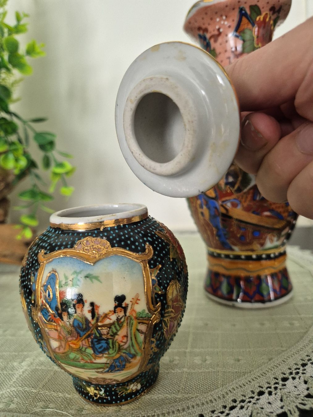 Vasen & Gefässe: China Vasen Set, Handbemalt, Vintage Deko-Objekt – Gebraucht aus Eschlikon TG von zuzanka80 6