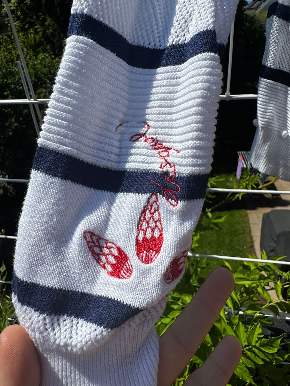 Desigual Maglioni & Felpe: Desigual Pullover mit Lochstickerei, Gr.M – Usato da Egg b. Zürich venduto da Brocki_Insel_Egg 3