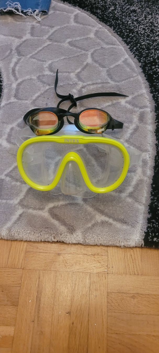 Speedo Pinne, Maschere & Boccagli: Arena lunette , Masque Intex TEMPERED/reglables – Nuovo (secondo la descrizione) da Vevey venduto da obi_n8zc