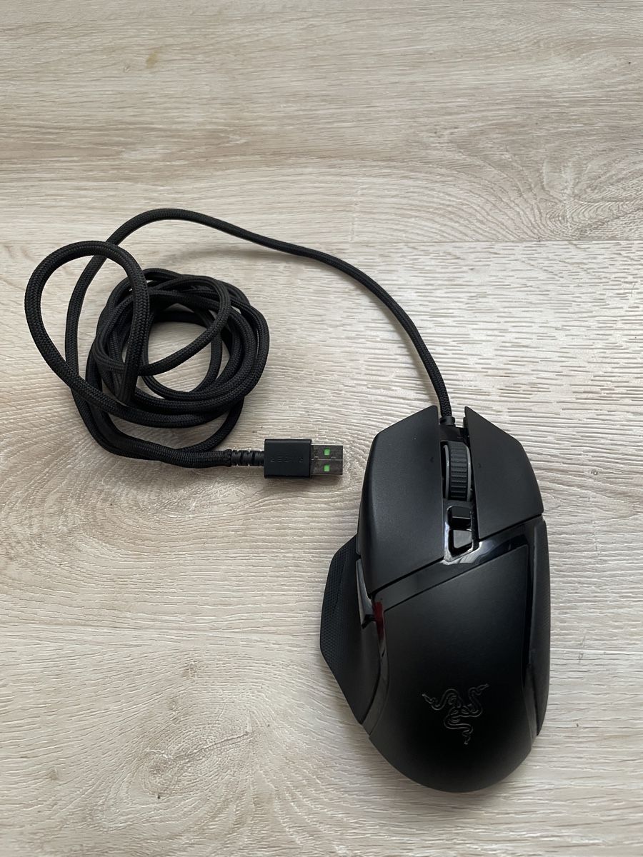 Razer Mouse: Razer Basilisk V2 Souris Gaming – Usato da Le Grand-Saconnex venduto da D.Ng 1