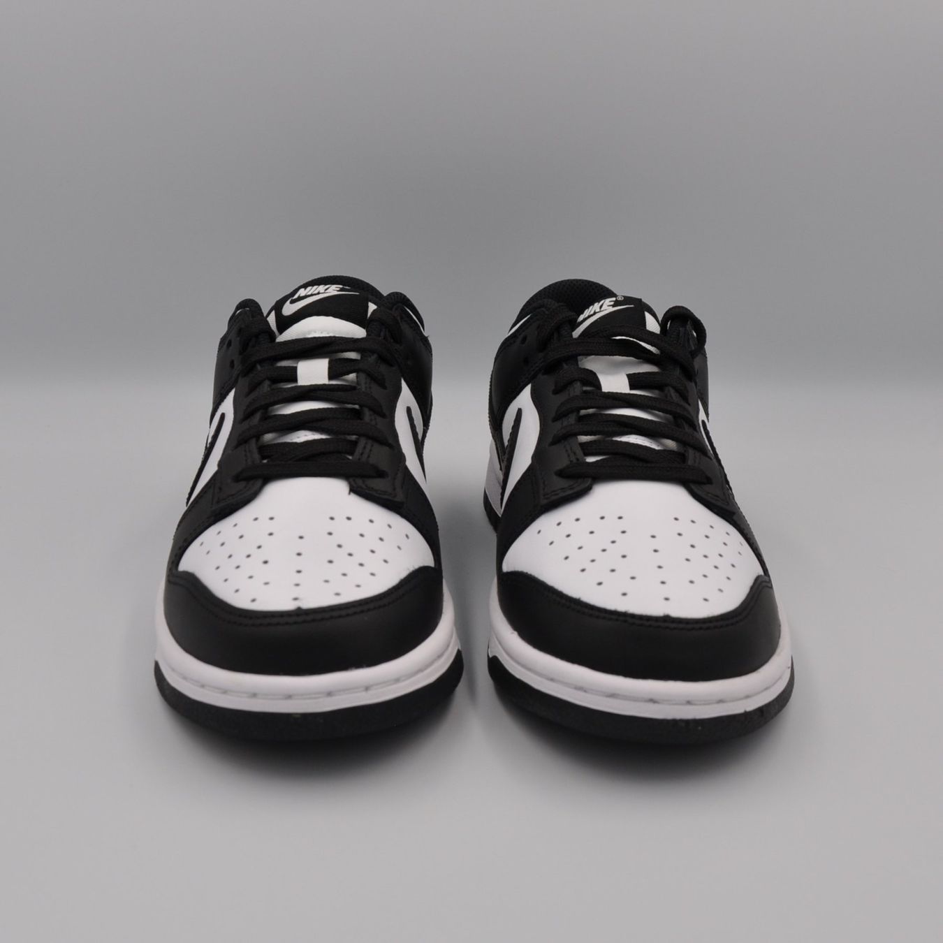 Nike Scarpe da donna: Nike Dunk Low Panda W  38.5 – Nuovo e nell'imballaggio originale da Bern venduto da SneakerheavenLT 3