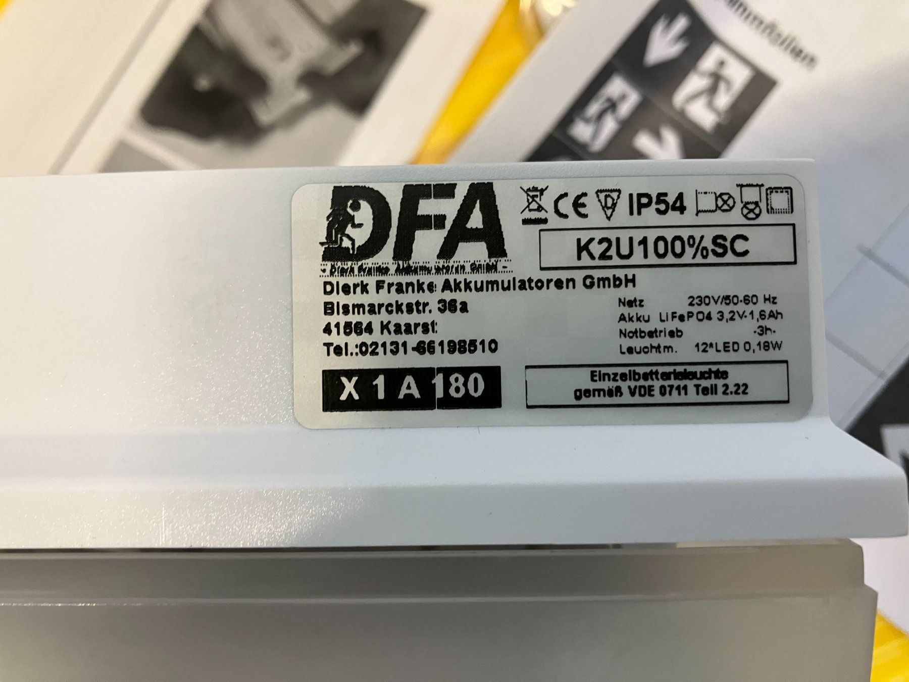 Lampade: neue DFA Notausgangslampe mit Piktogrammen ab 1.- – Nuovo (secondo la descrizione) da Lichtensteig venduto da Buy24International 4