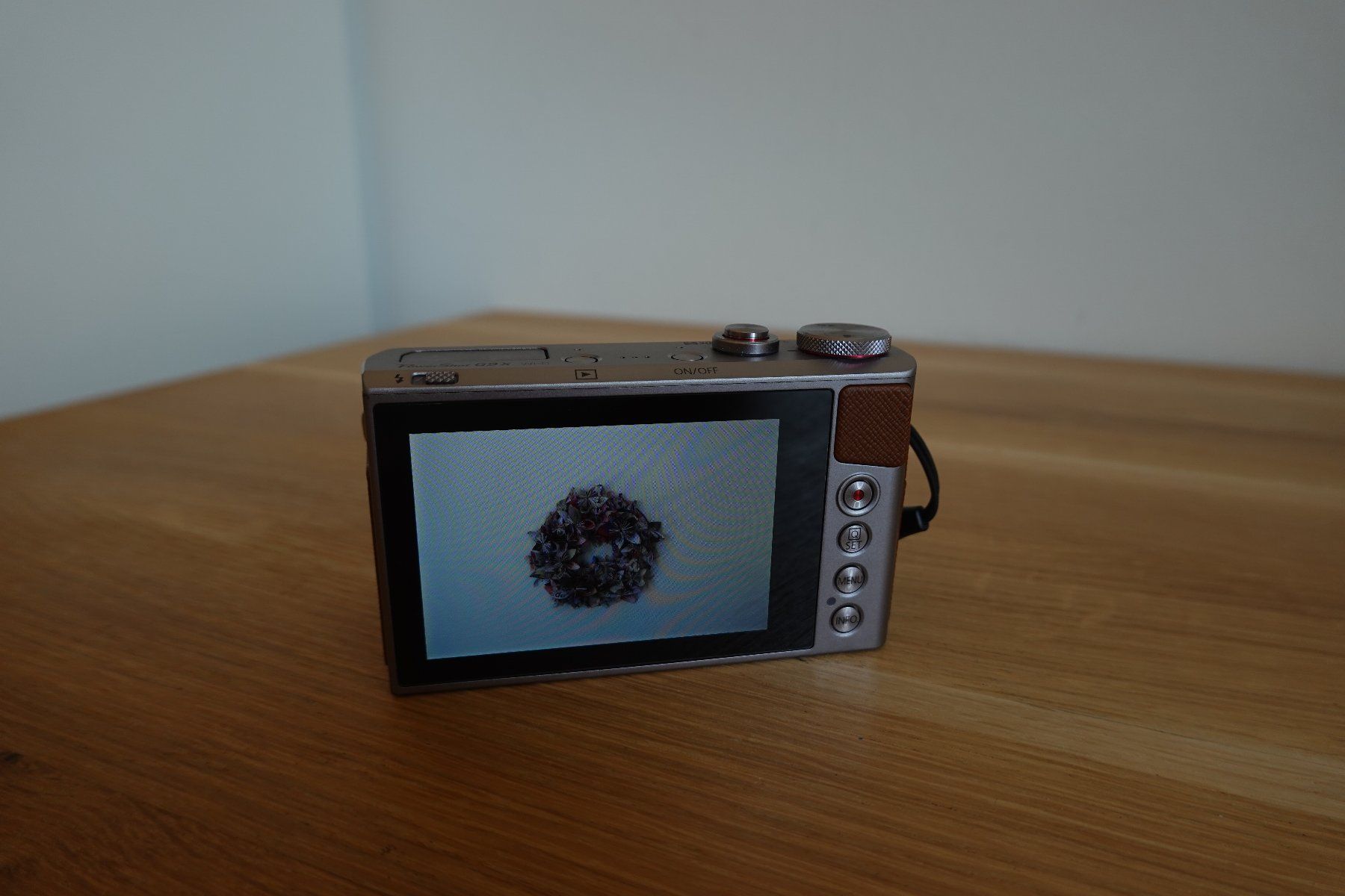 Canon Fotocamera: Canon G9X Mark ii - Grau – Usato da Fribourg venduto da mar_9vlt 5