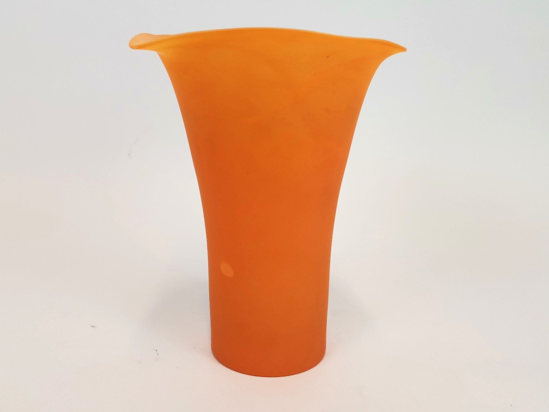 Vasi & Recipienti: VASE mit Wellenrand orange Höhe 24 cm – Usato da Schaffhausen venduto da Restwert_SH 1