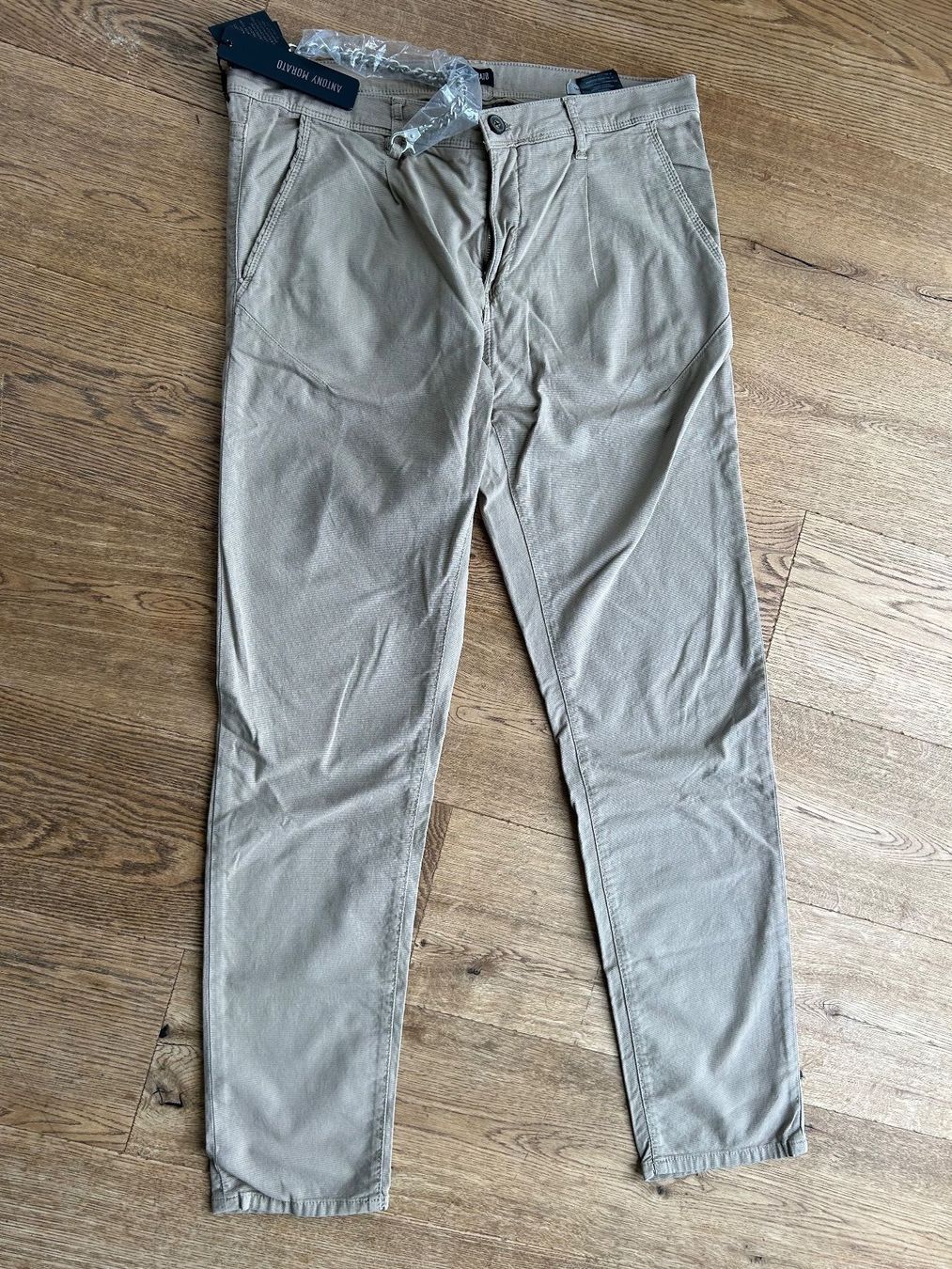 Pantaloni: Hose, Antony Morato //NEU// 52/38 – Nuovo (secondo la descrizione) da Stettfurt venduto da outlet72
