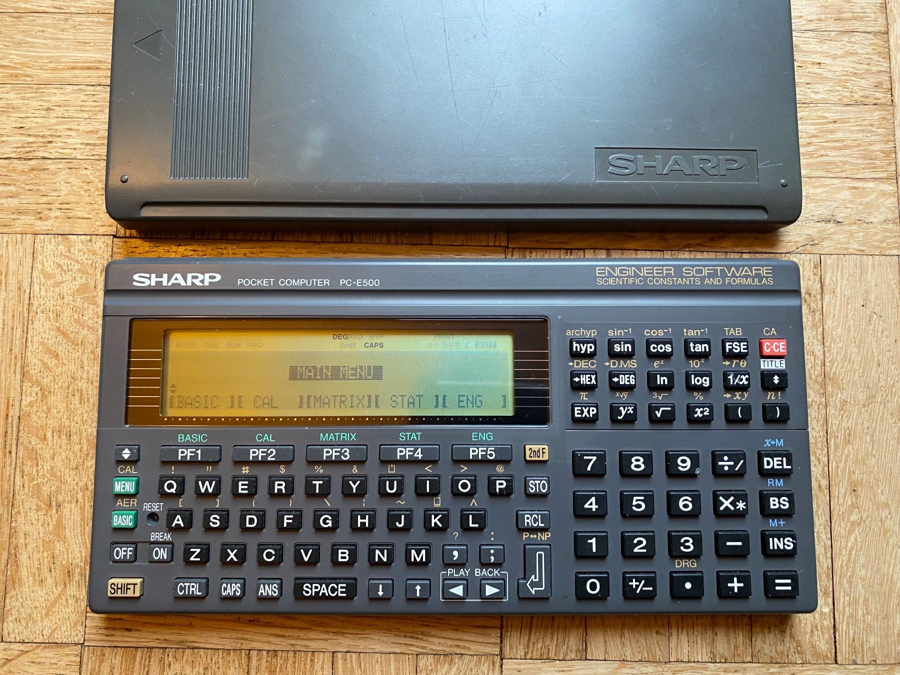 PCs: Sharp PC-E500 Pocket Computer aus 1989 (sehr rar) – Gebraucht aus Adliswil von synchrot