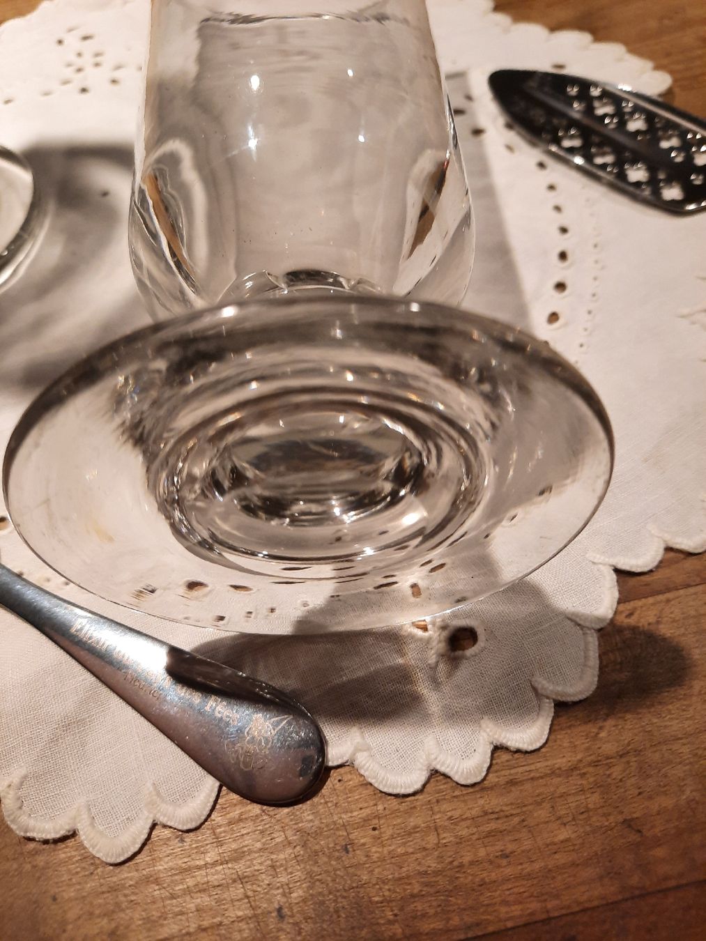 Gläser: 2 Absinth- Gläser  mit "Schüfeli  " – Gebraucht aus Busswil BE von balu37 4