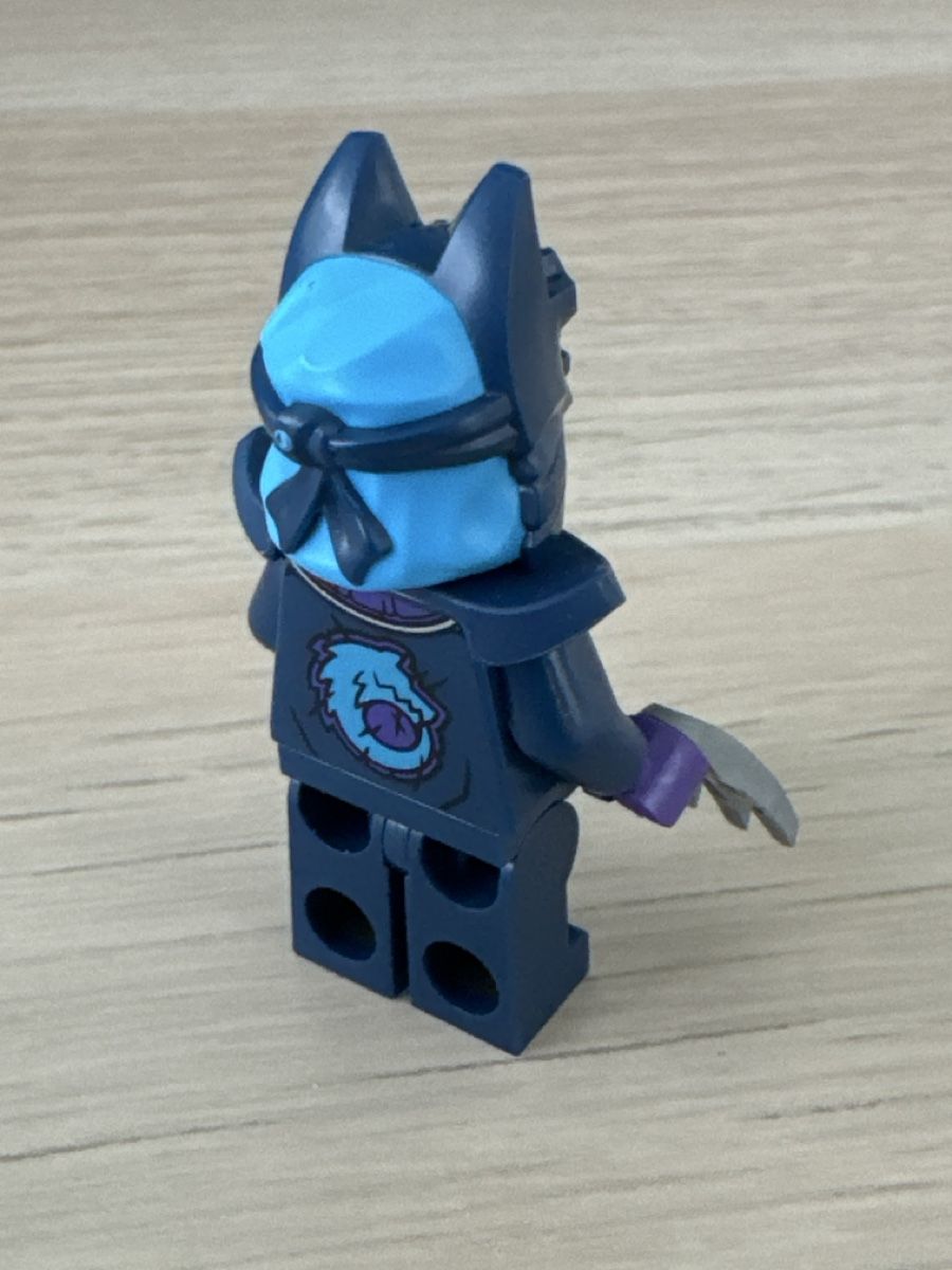 Lego Statuette: Lego Minifigur Wolf Mask Claw Warrior – Usato da Neuhausen am Rheinfall venduto da mic_m9bp 1