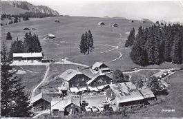 JAUNPASS, le col et le bazar