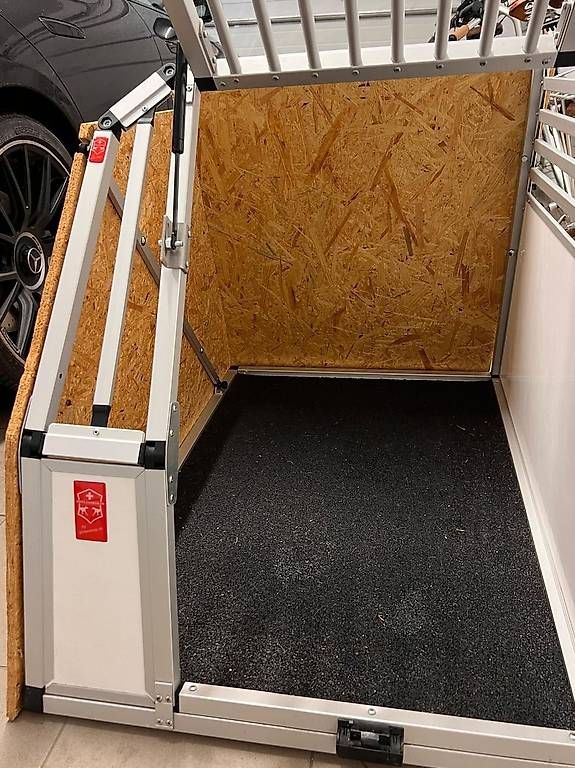 Gabbie, trasporto & Sicurezza: Hundebox fürs Auto – Usato da Schönholzerswilen venduto da ste_rpk5 2