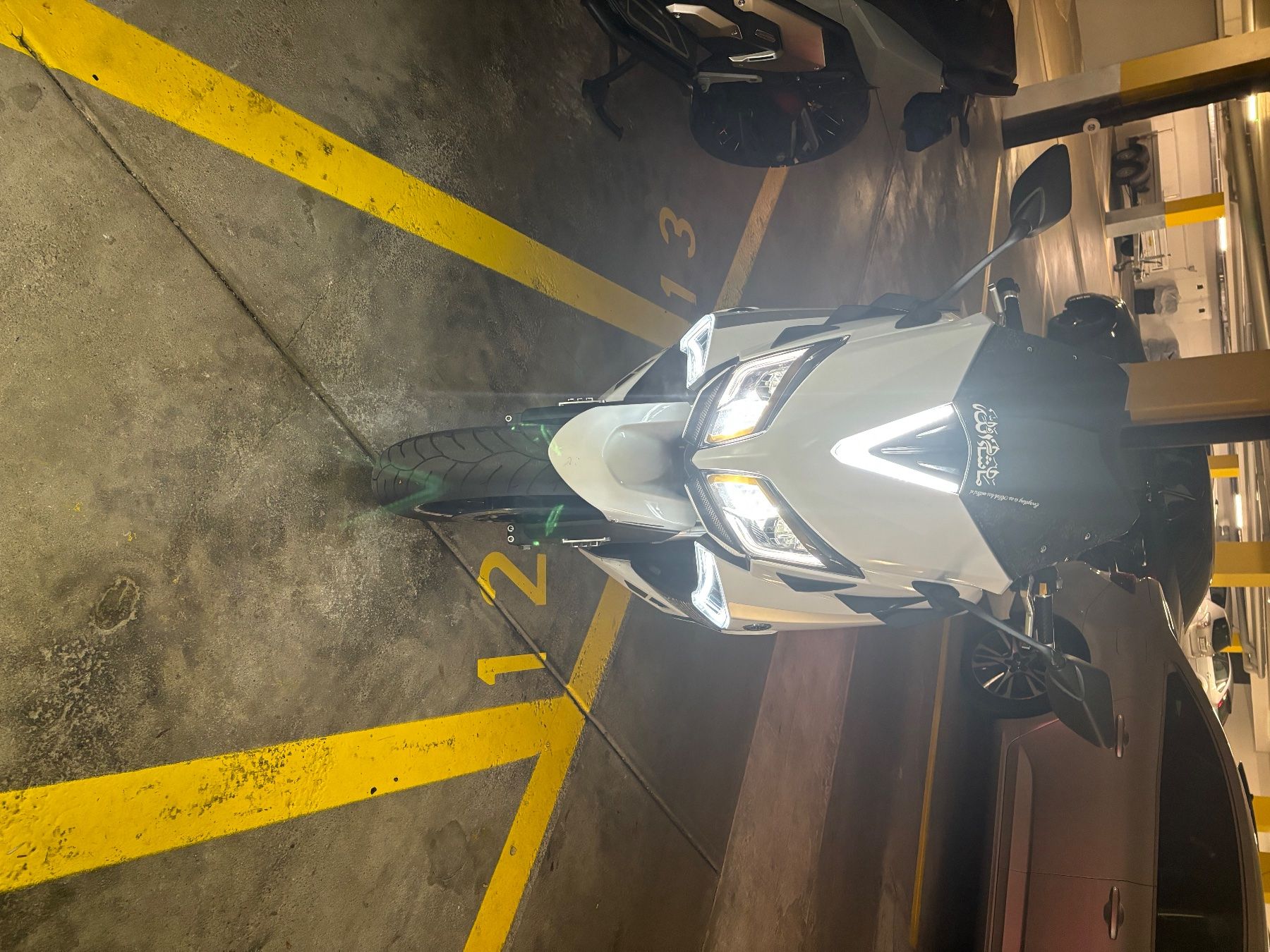 Yamaha Scooter: Tmax 530 2015 – Usato da Zürich venduto da Lemine09 1