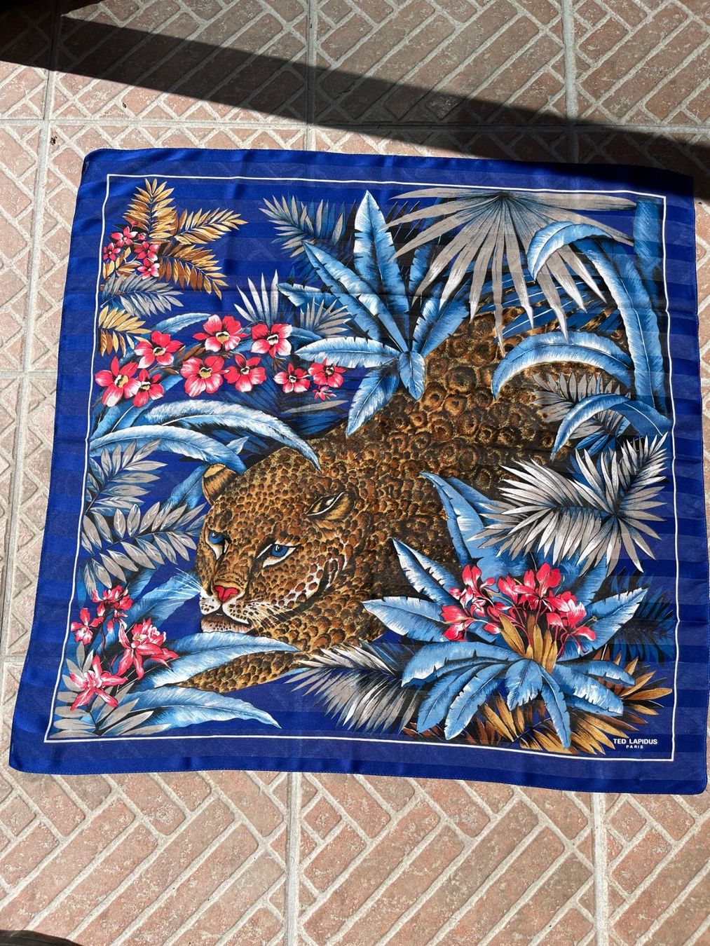 Foulard & Sciarpe: Foulard TED LAPIDUS – Usato da La Croix (Lutry) venduto da Sporades