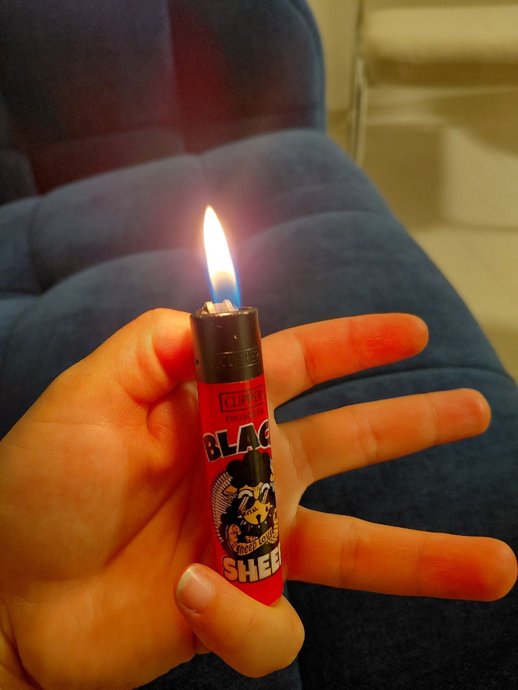 Clipper Feuerzeuge: clipper à vendre – Gebraucht aus Renens VD von vyt_8y8g 1
