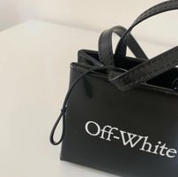 Sac à main Off-White "Sculpture" noir brillant pour Femme