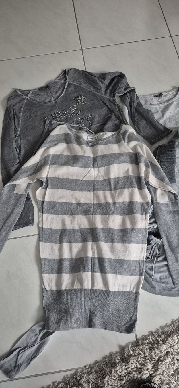 Lotti di vestiti: Street One Pullover Set, Grau, Grösse 36 / 38 Top Zustand! – Usato da Aesch BL venduto da Moni1211 4