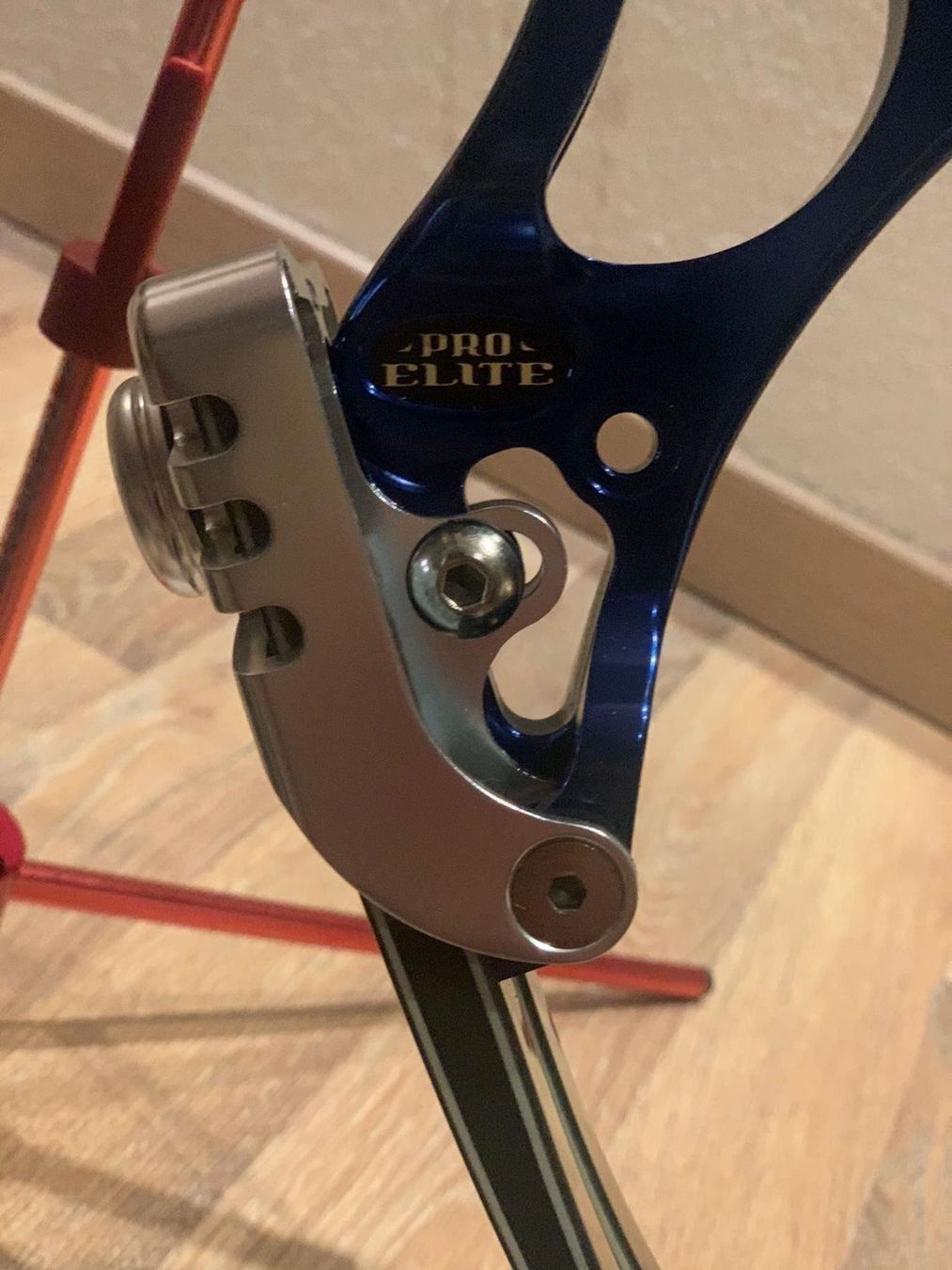 Hoyt Tiro con l'arco: Hoyt Pro Elite Pfeilbogen – Usato da Muri AG venduto da Ariete81 3
