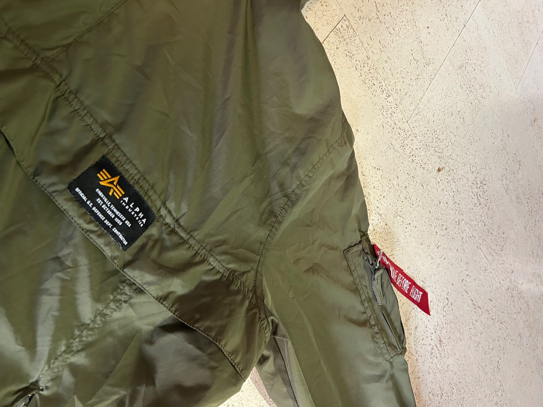 Alpha Industries Giacche: Alpha Industries Jacke – Usato da Wald venduto da liv_rw8b 1
