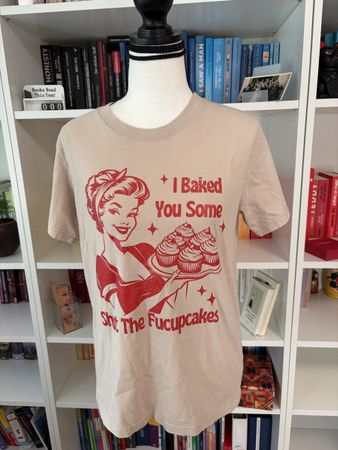 Damen T-Shirt Gr. S – Retro Pin-up / Cupcake Print 