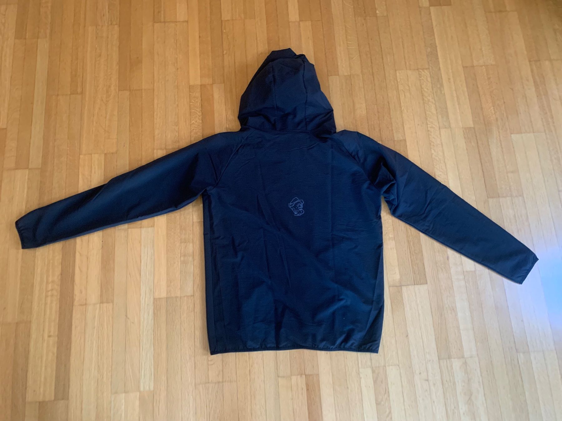 Maglioni & Felpe: Outdoor Hoody – Usato da Bülach venduto da frische_brise 5