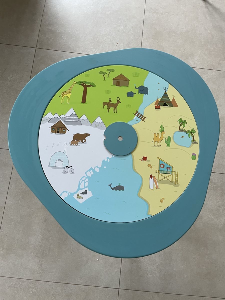 Jeux: Table de jeu mutable Stokke – D'occasion à Broc par jer_c8xf 4
